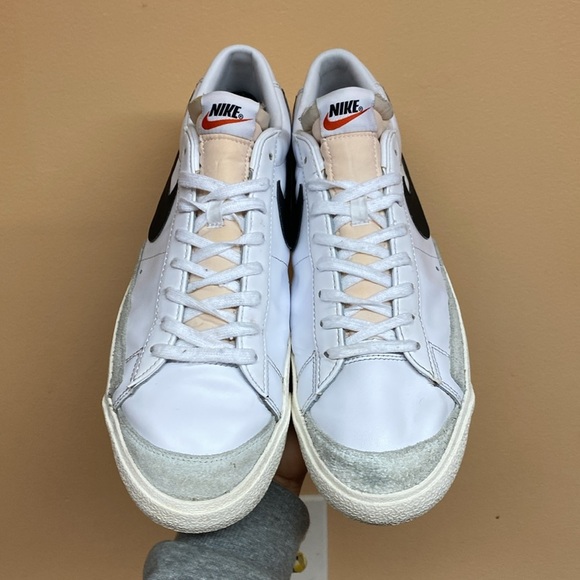 Nike Blazer Low ‘77 Vintage “White Black” - Picture 4 of 16